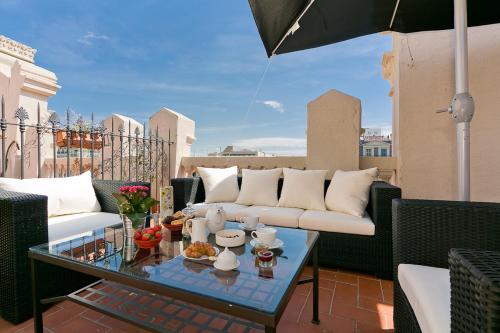 Three-Bedroom Apartment with Terrace - Attic - Passeig de Gracia, 51  image 10