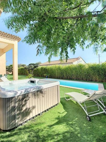 VILLA DE PRESTIGE DANS LE GOLFE DE SAINT TROPEZ gîte à louer Camp de la Suyère
