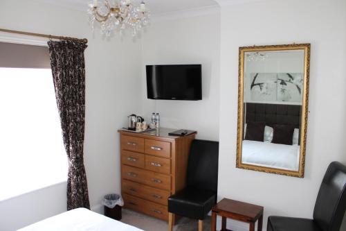 1 double bed