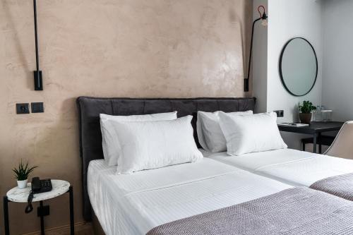 261697130 Hotel Park