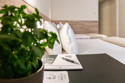 261698001 Hotel Park