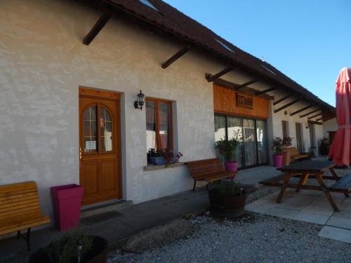 Accommodation in La Chapelle-Saint-Sauveur