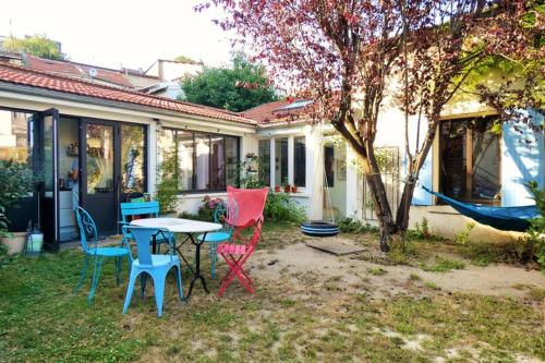 Le patio familial aux portes de Paris gîte à louer Gentilly