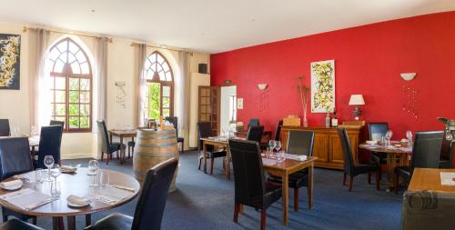 Restaurante, "Maison D'hotes du Prieure" in Vierzon