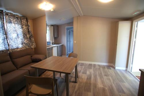 廚房, Bungalows y Mobil Homes Camping Regio in 聖瑪爾塔德托爾梅斯