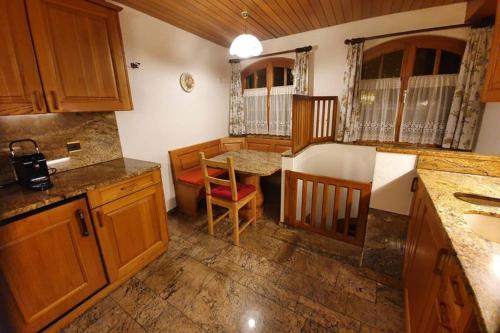 Bezauberndes Haus für erholsame Ferien im Puschlav (Bezauberndes Haus fur erholsame Ferien im Puschlav) in Brusio