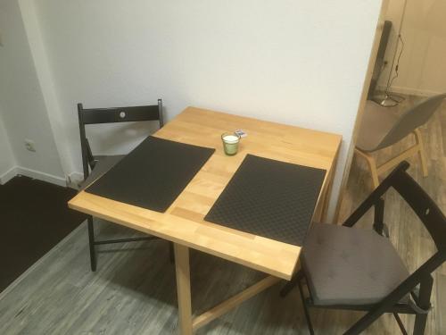 Ferienwohnung Roggenbach - Studio mit Gartenblick 1.6km von Freie Waldorfschule entfernt