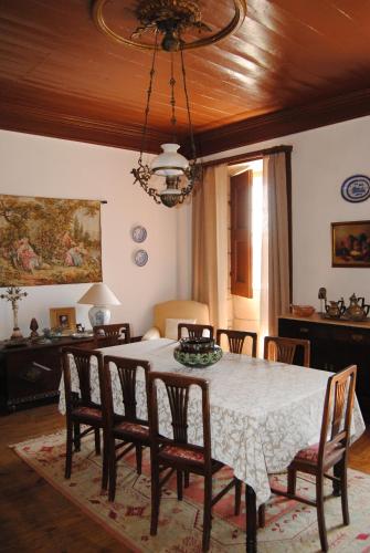 Casa de Cerqueda in อาร์โนยา