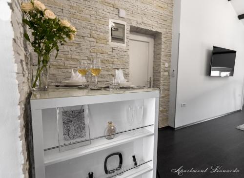 Penthouse Leonarda with private parking - image 11