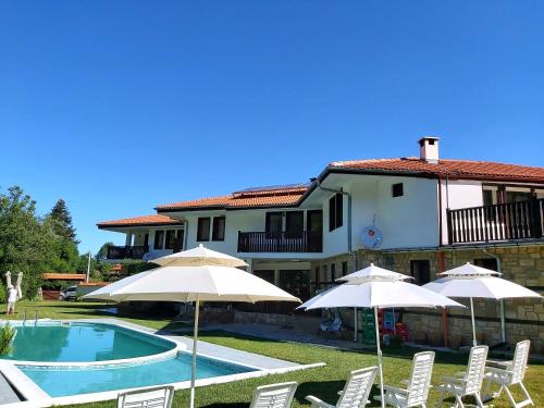 Hotel Aleksandrina - image 10