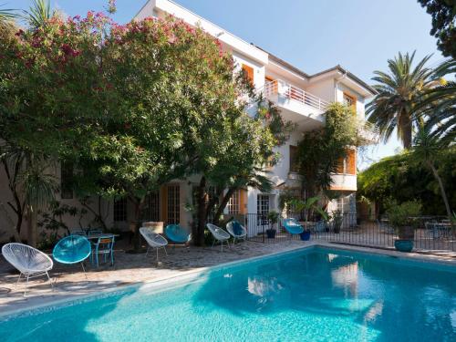 Le Val Duchesse Hotel & Appartements - Accommodation - Cagnes-sur-Mer