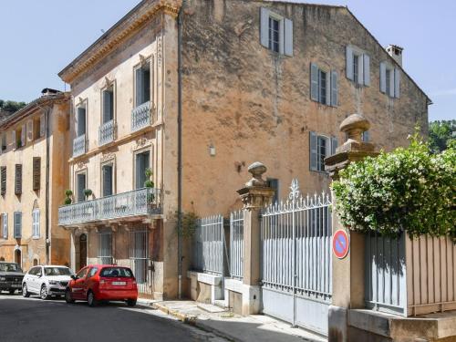 Gorgeous Mansion in Cotignac with Private Swimming Pool gîte à louer Cotignac