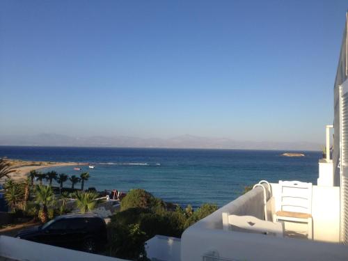 Paros Blue Dolphin FULLY RENOVATED by RIVEA GROUP