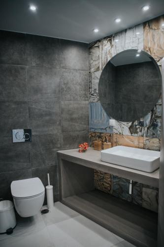 Manthos Place 2 – Mylopotas, UT