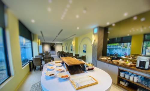 Restaurant, Harport Motel in Niaosong District