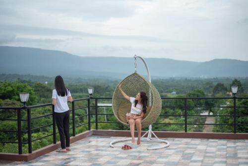 Exterior view, Ravin Home in Pak Phli
