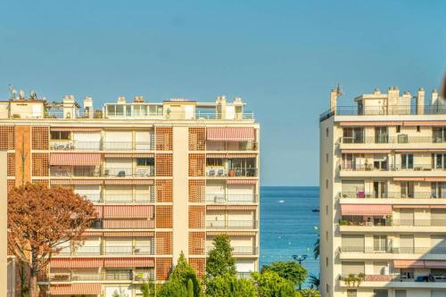 Blue Beach vue Mer Clim Wifi in Menton