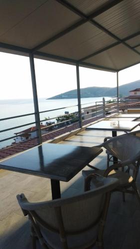 Qeparo Pano Rooms