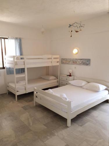 Brunis Apartments