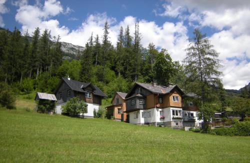 B&B Grundlsee - Haus Schraml - Bed and Breakfast Grundlsee