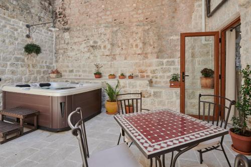 Villa Kudelik - Stone Story – Trogir, MD
