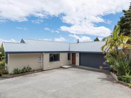 Skipper's Haven - Opua Holiday Home in Opua