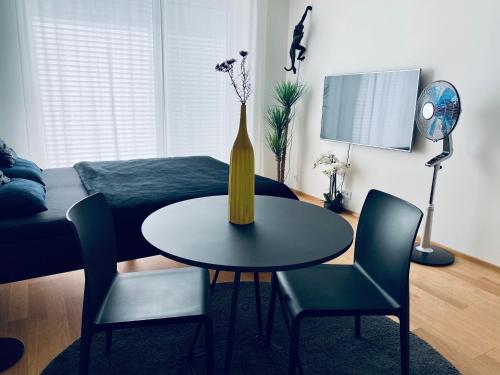Business Apartments - image 9