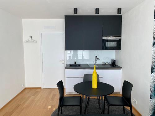 Business Apartments - main image