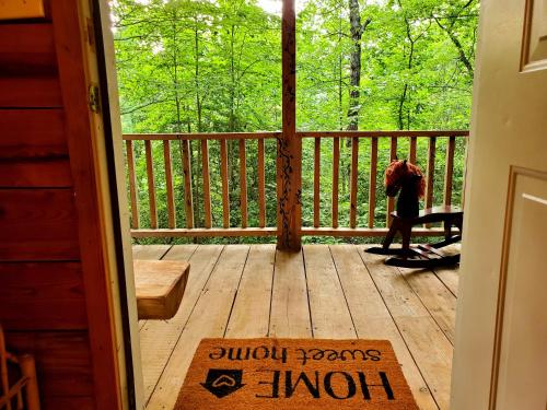 Lil' Log at Hearthstone Cabins and Camping - Pet Friendly, Helen (zdjęcie 9)