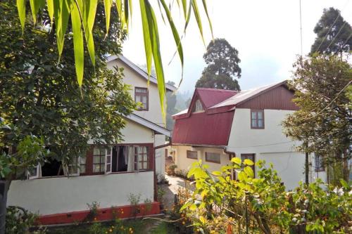Pradhan's Cottages