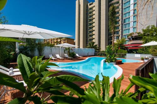 Swimming pool, Hi Hotel Bari in Bari