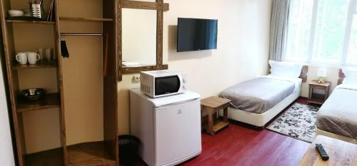 Country Club Edem - image 2