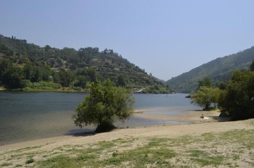 Encosta do Douro - Rio Douro