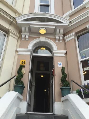 The Mowbray - image 6