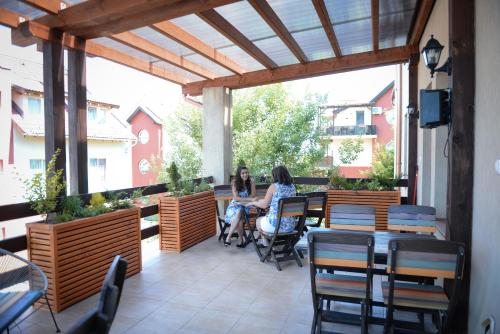 Terraza/balcón, Pension Panorama in Odorheiu Secuiesc