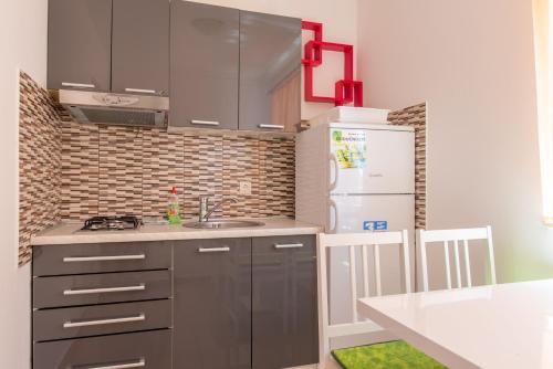  Apartmani Veronika in Novalja