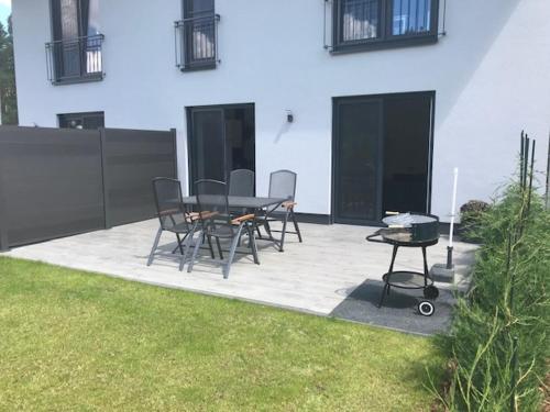 設施, TOP-Ferienwohnung bei Berlin, bis 3 Gäste, Terrasse und Garten (TOP-Ferienwohnung bei Berlin, bis 3 Gaste, Terrasse und Garten) in 貝斯滕塞