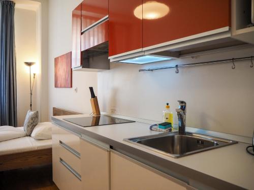 Zatecka 4 Old Town Apartment - image 6