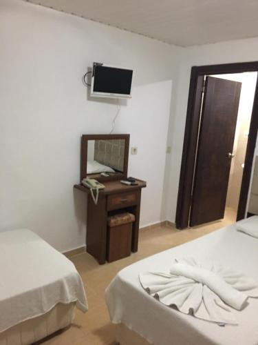UĞUR BEACH HOTEL – Kemer, NJ