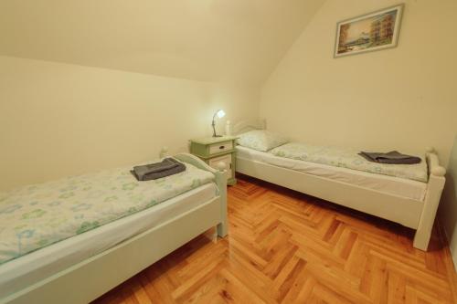  Pater Apartments and Rooms in Siófok