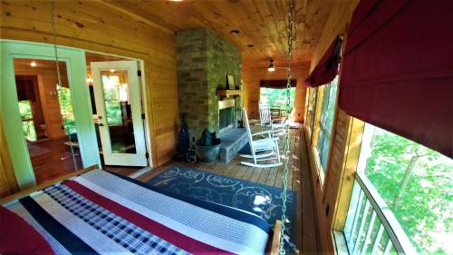 Free Xplorie Attractions Every Day! - Robert's Retreat - image 2