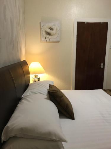 The Feathers Hotel - image 13