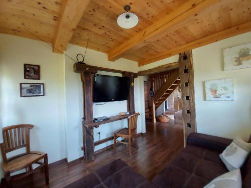 Oldhouse Knezovo in ดอบระนา