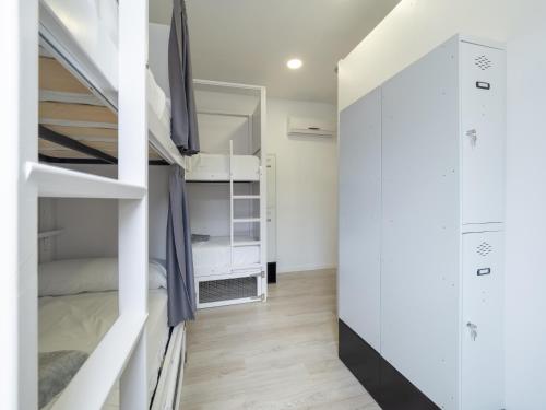 El HostelCo - image 10