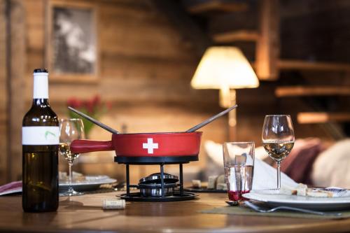 Superior Chalet image 10