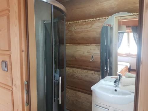Quadruple Room with Mountain View image 2