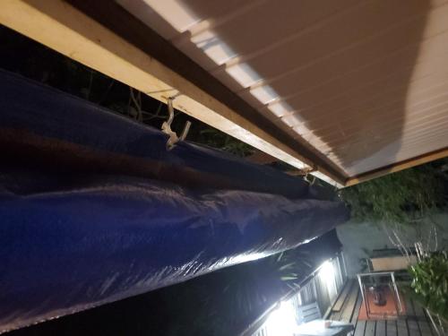 balcon/terrasse, Sweet Mini Dortoir sur notre terrasse couverte pour vos transits entre deux vols by Kohutahia Lodge, in Tahiti