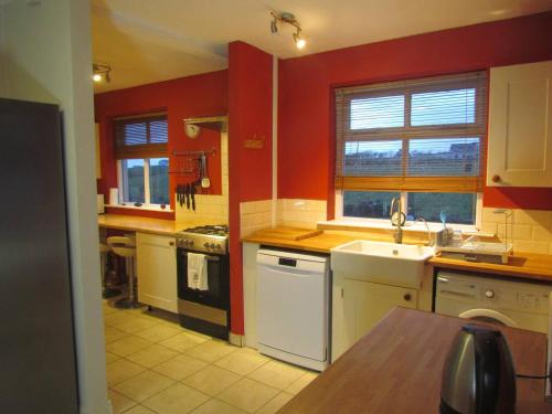 Half Door Cottage in Toomullin