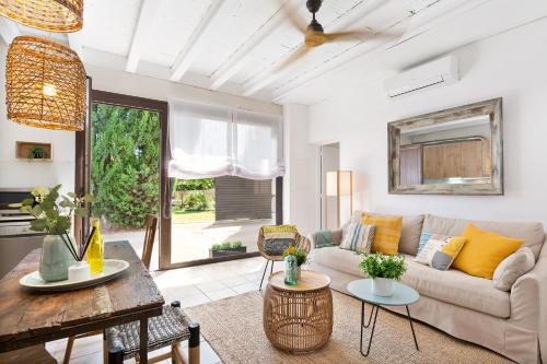 Villa in Sant Mori with Pool near Dali Museum in Sant Mori
