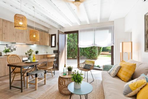 Villa in Sant Mori with Pool near Dali Museum in Sant Mori